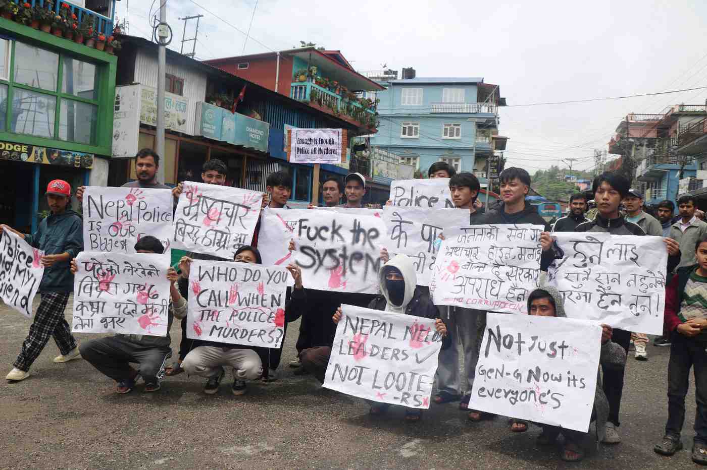 Terhathummaandolan3-1757405773.JPG