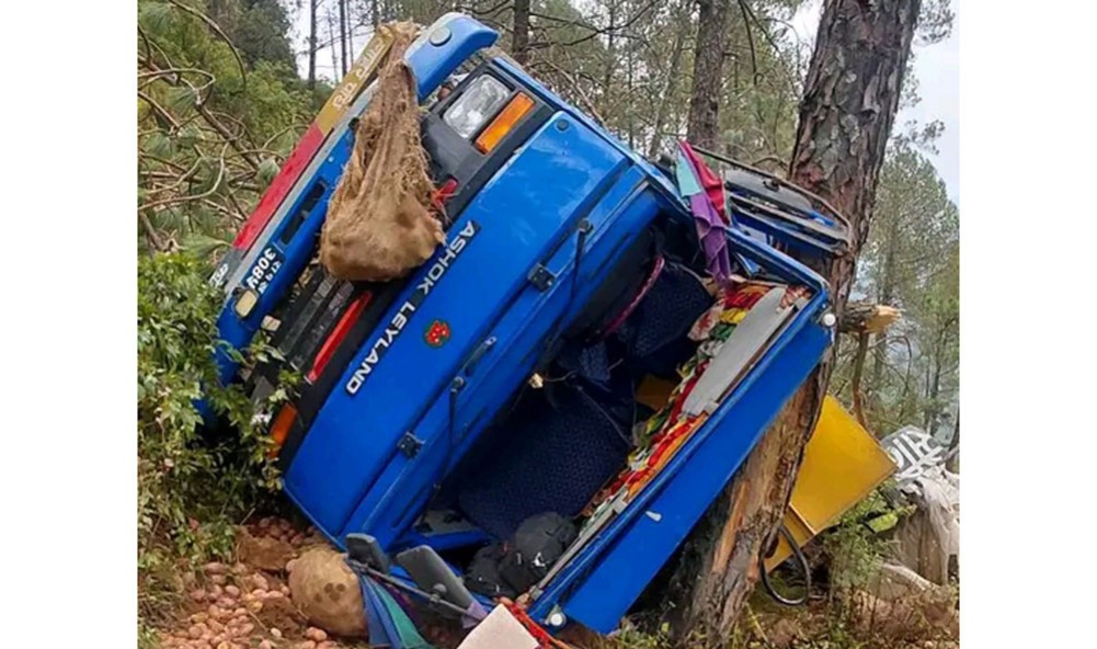 रोल्पामा मिनीट्रक दुर्घटना, एक जनाको मृत्यु