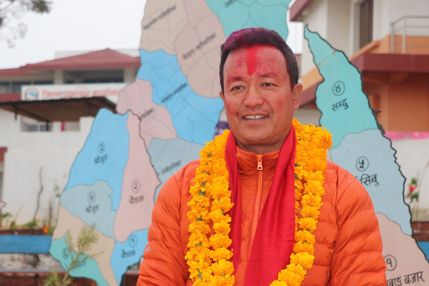 केन्द्रीय राजनीतिका खेलाडी ढकाललाई पाखा लगाउदै तेह्रथुममा सन्तोष सुव्वाको ईन्ट्री